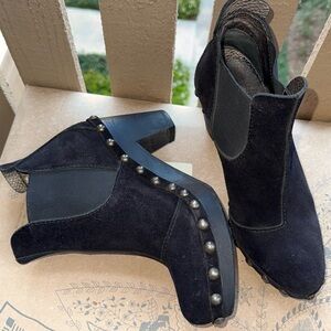 Pedro Garcia Stylish Black Ankle Boots